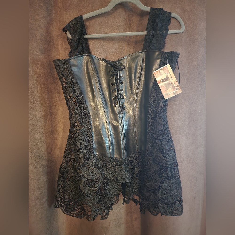 Dreamgirl Plus size black lace tie and zip corset NWT size 42